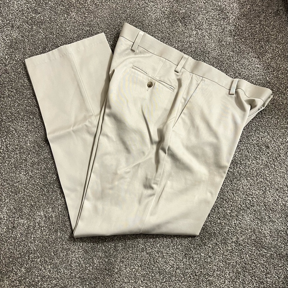 Dockers Khaki Pants